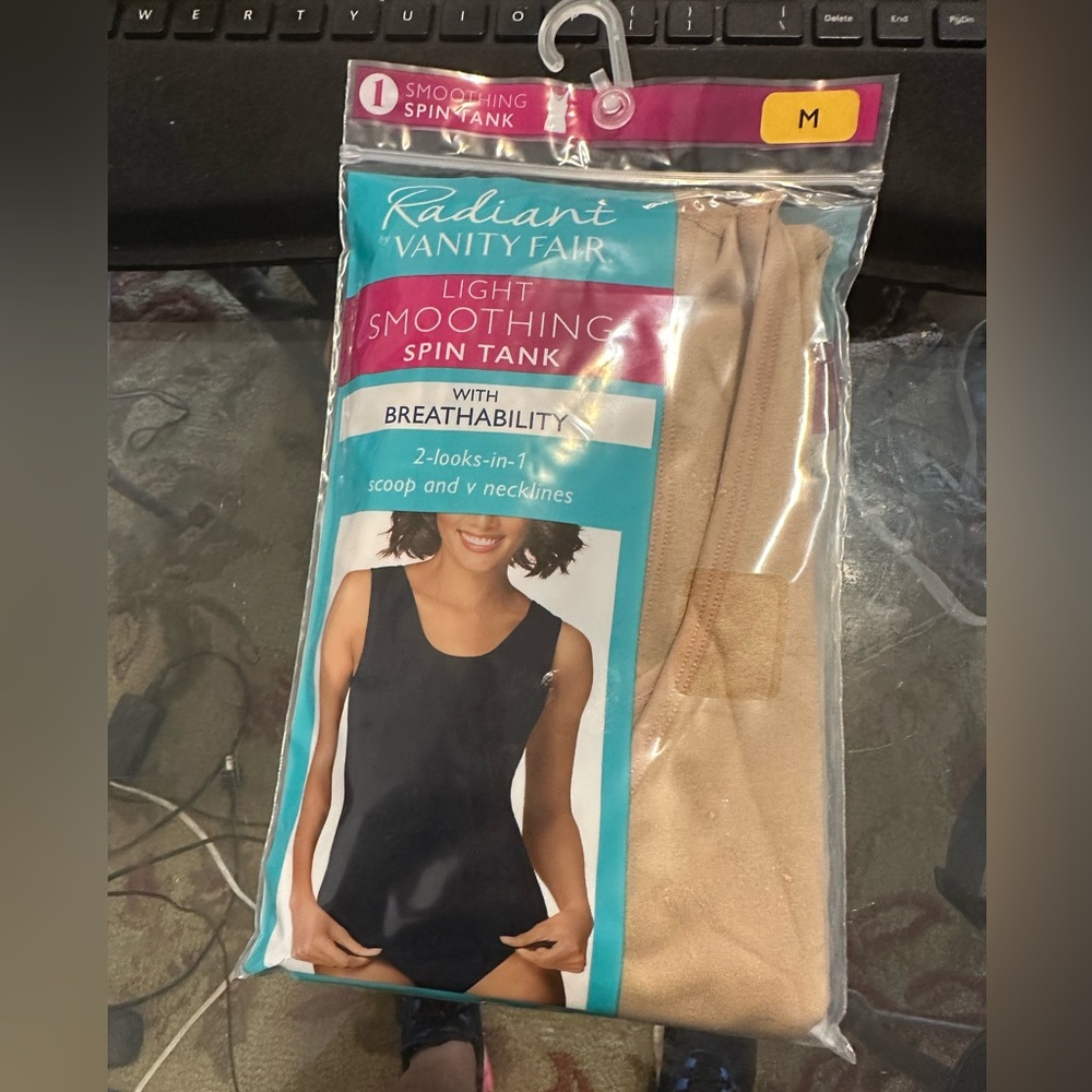 NIB VANITY FAIR Radiant Light Smoothing Spin Tank Nude Sz M